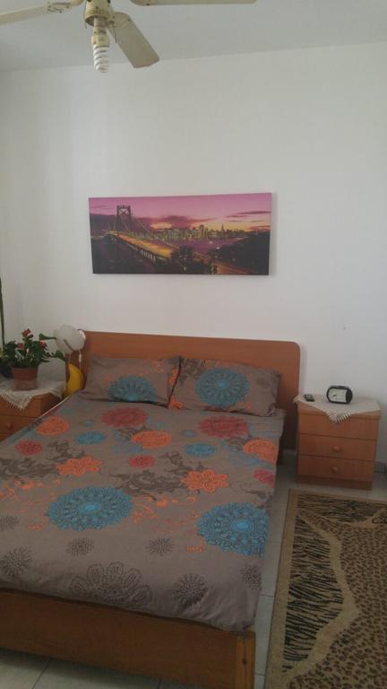 Hôtel Rakevet à Bat Yam Extérieur photo